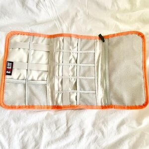 Electronic Organizer BUBM Travel Cable Bag USB Shuttle Case Cord Waterproof PadE